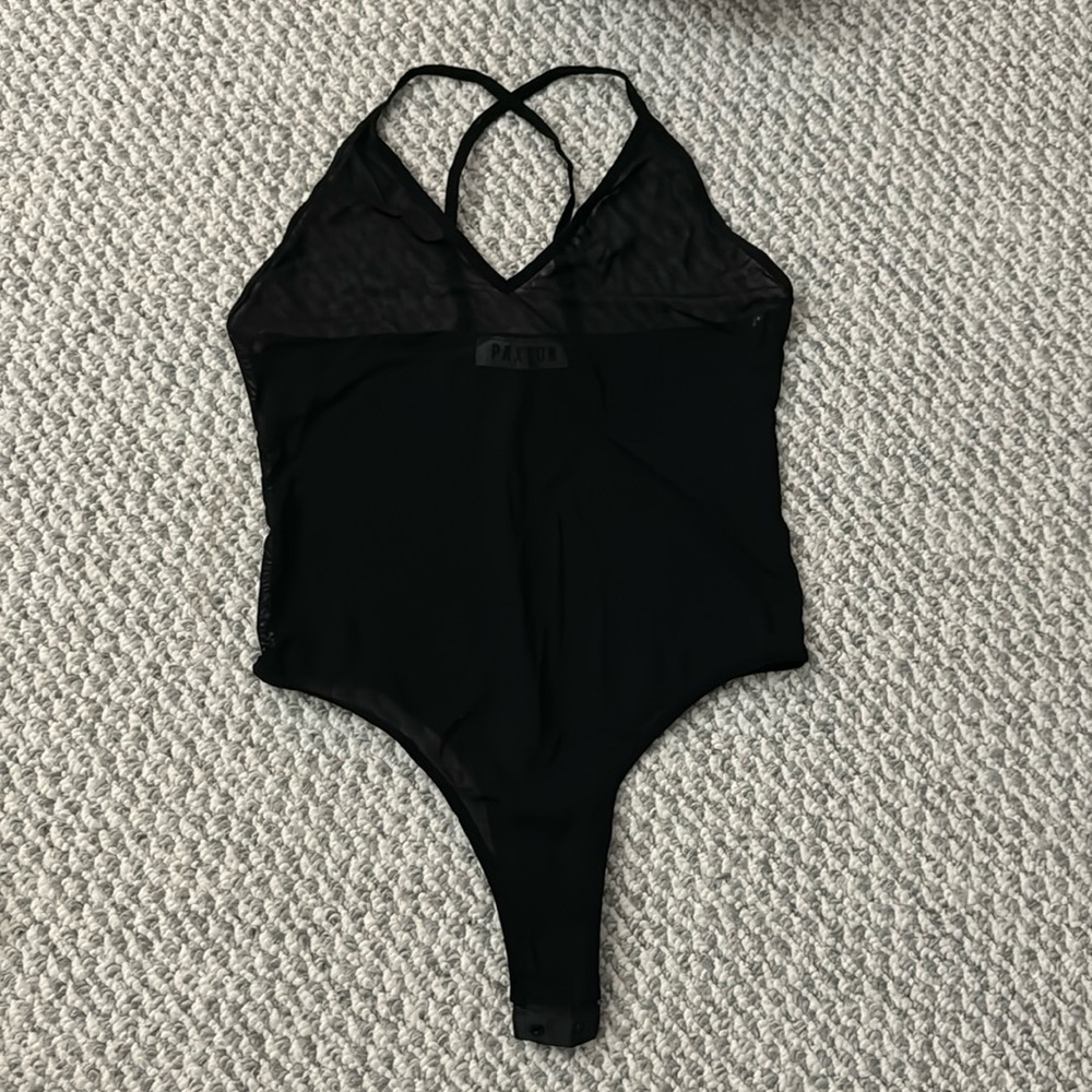 AKIRA size M criss cross vneck mesh bodysuit